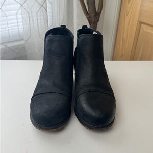 Sorrel Chelsea Black Ankle Boots